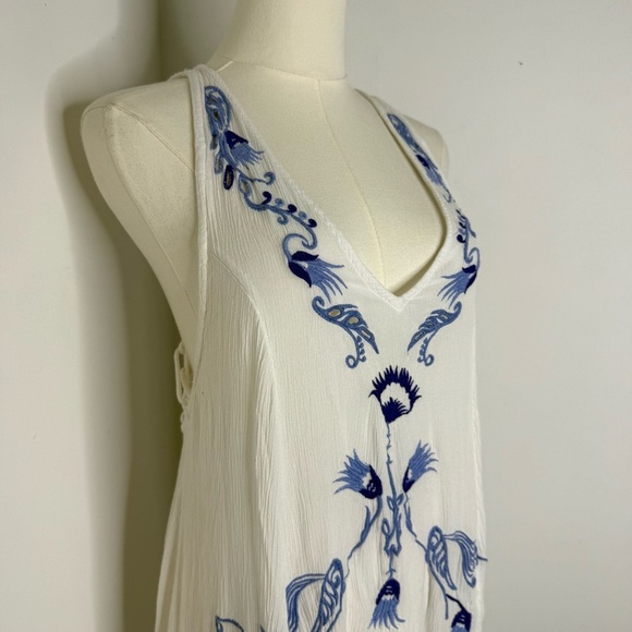 Free People Adelaide Festival Slip Dress Ivory White with Blue Embroidery Large - Picture 9 of 10
